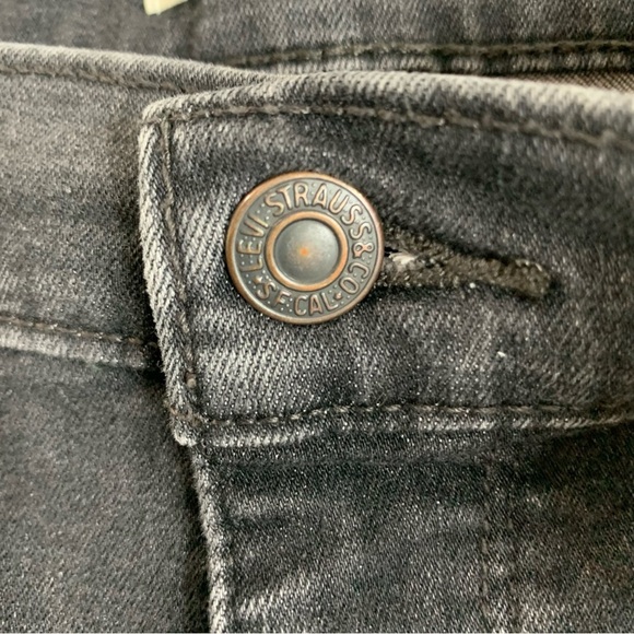 Levi Strauss 311 Shaping Skinny Black Denim Jeans, size 33 - Picture 5 of 16